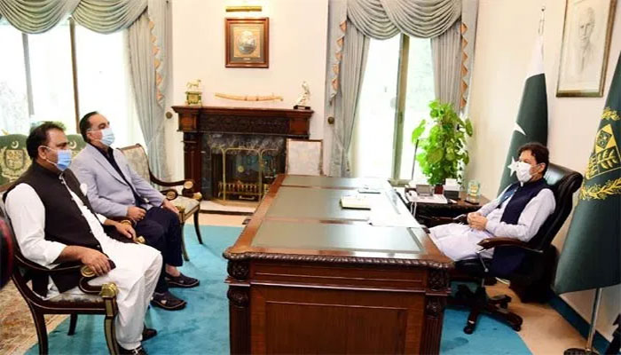 PTI govt will not abandon people of Karachi, says PM Imran Khan