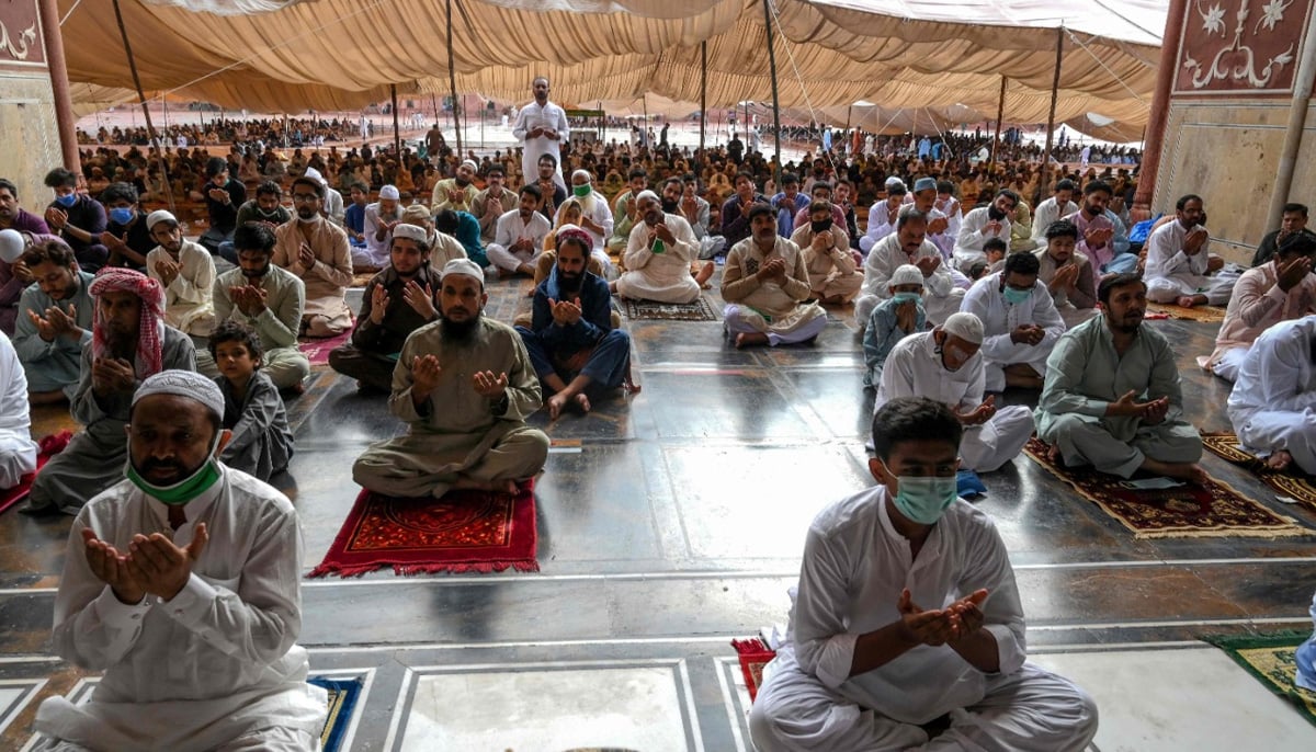 In pictures: Pakistan marks Eid-ul-Adha 2020 with coronavirus safety measures 