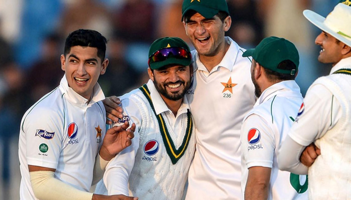 Pakistan announces 16-member Test squad for England series