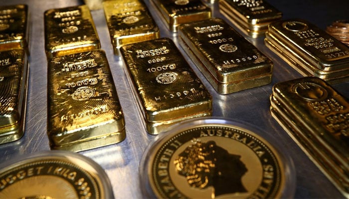 Gold rates in Pakistan continue rallying, eyeing Rs130,000-a-tola mark