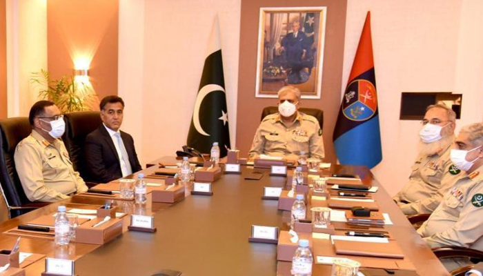 Gen Bajwa gets security briefing at ISI headquarters