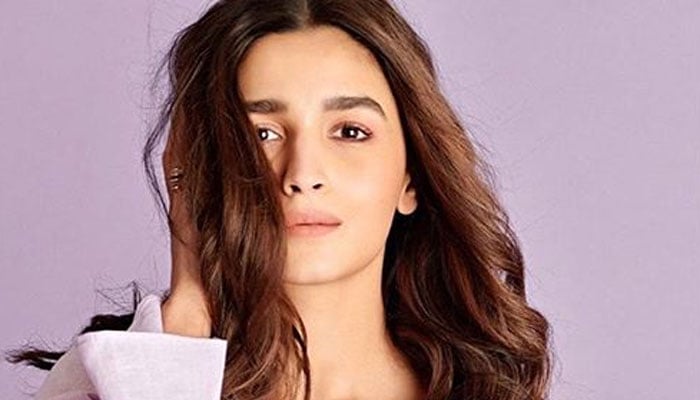 Netizens uninstall OTT app to boycott Alia Bhatt’s 'Sadak 2'