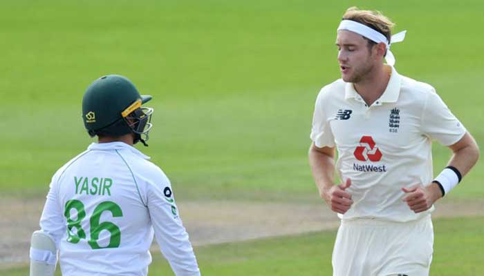 Stuart Broad fined by father for Yasir Shah send-off 