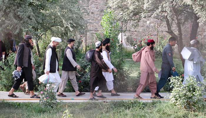 Afghan gov't releases 80 Taliban prisoners