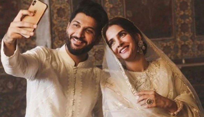 Saba Qamar, Bilal Saeed booked for 'violating sanctity' of Lahore's Wazir Khan Mosque