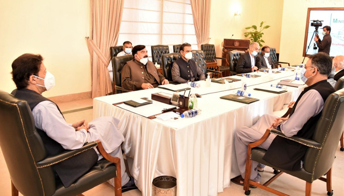 PM Imran says ML-1 railways project will create job opportunities