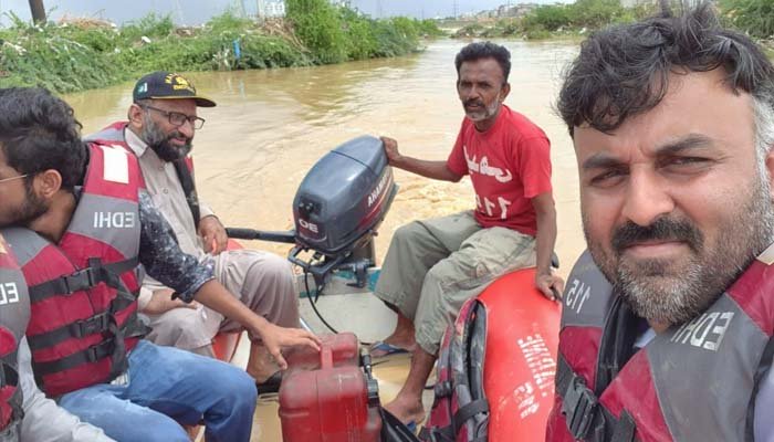 Faisal Edhi's boat capsizes during rescue operation in Karachi's Malir river