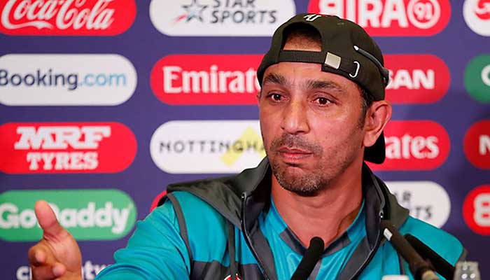 Passing on knowledge': Azhar Mahmood says happy to help England bowlers