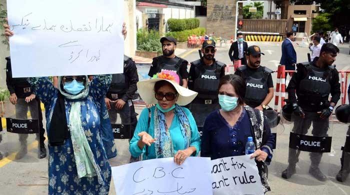 Defence, Clifton residents lash out at police for booking them in criminal case