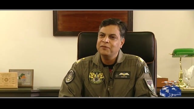 Geo Pakistan ki Team ki Air Commodore Rashid Habib se mulaqat