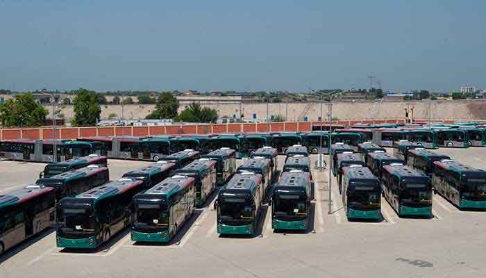 KP govt temporarily suspends Peshawar BRT service