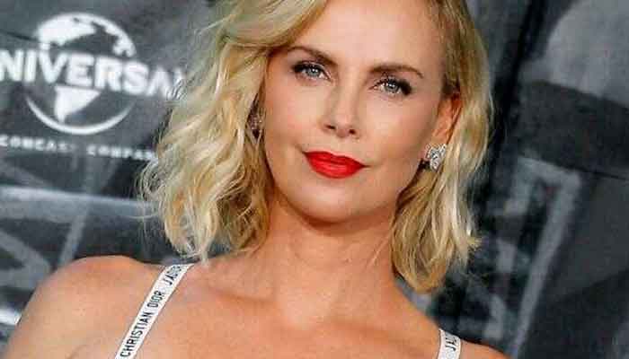 Charlize Theron shares rare pictures with her two children 