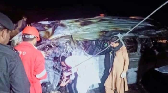 15 killed as van overturns, catches fire on Super Highway near Karachi 15 killed as van overturns, catches fire on Super Highway near Karachi