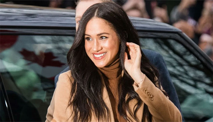 Meghan Markle leaves fans speculating about her new mystery necklace