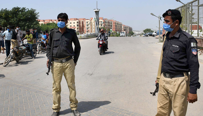 Coronavirus: Authorities impose micro smart lockdown in Karachi's South district