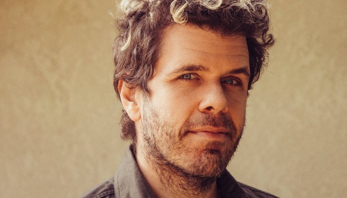 Perez Hilton apologizes, after years of mocking and exposing celebrities