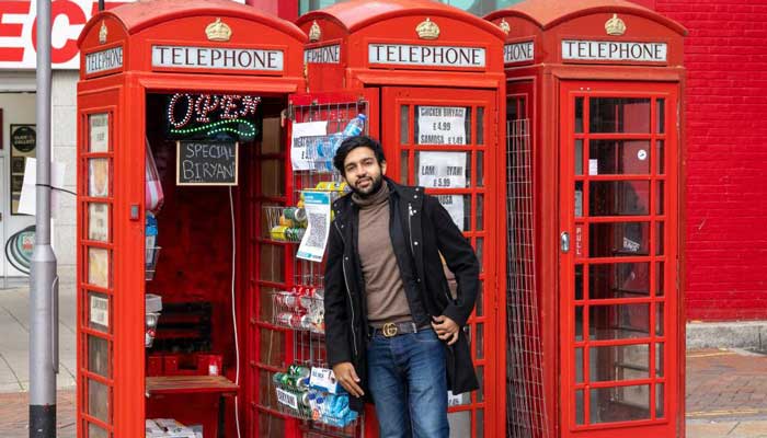 Pakistani entrepreneur turns UK's iconic red phone box into takeaway restaurant