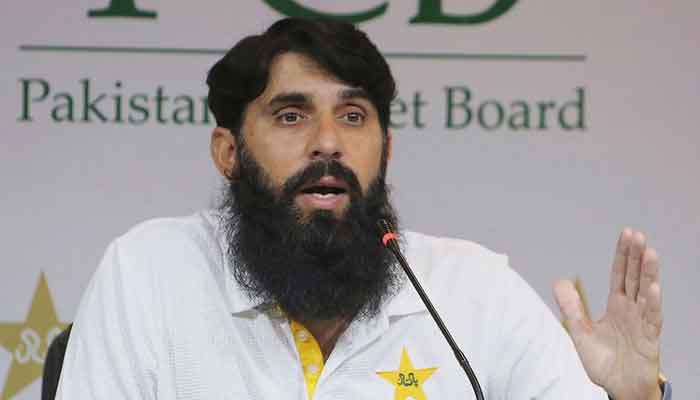 Misbah-ul-Haq announces he is resigning as Pakistan’s chief selector