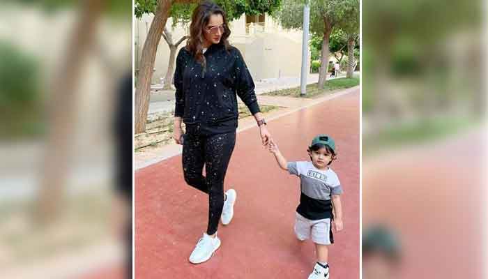 Sania Mirza’s afternoon walk snap with little Izhaan is the cutest thing on internet today