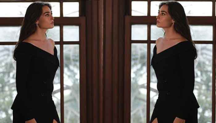 'Ertugrul' actress Esra Bilgic flaunts her ultra glam looks in new snaps