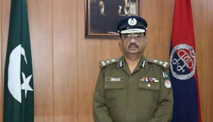 Lahore CCPO Umar Sheikh lands in another controversy