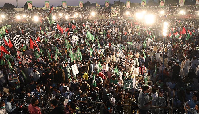 FIR registered against PDM Gujranwala jalsa management over violation of coronavirus SOPs: sources