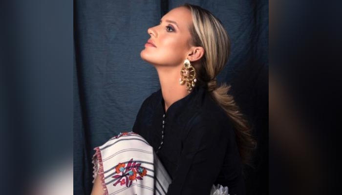 'Mujhe haath mat lagao': Shaniera raises voice against sexual abuse in Pakistan