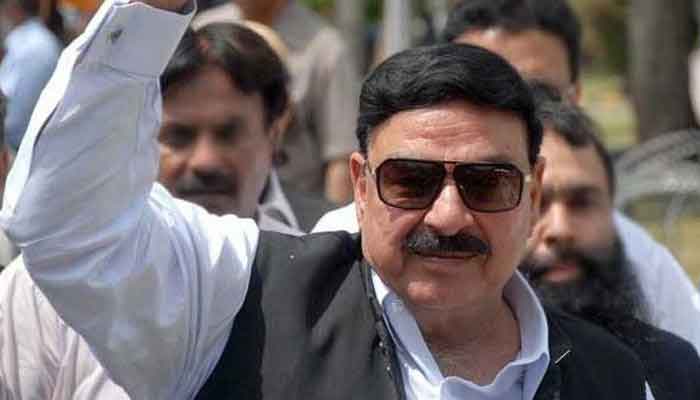 Sheikh Rasheed makes predictions about PM Imran Khan, inflation