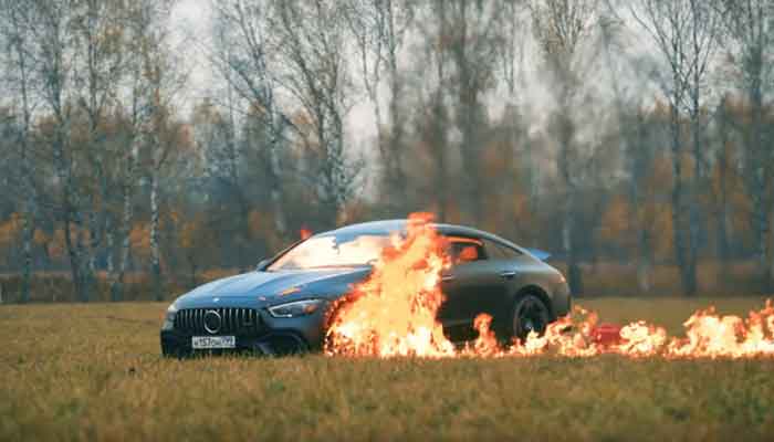 Russian YouTuber burns down his Mercedes in viral video