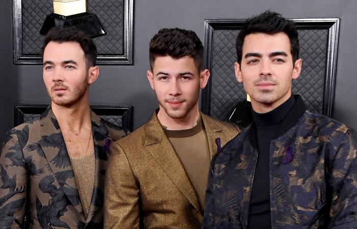 Nick Jonas considers himself lucky for athletes bagging championships after his concerts  
