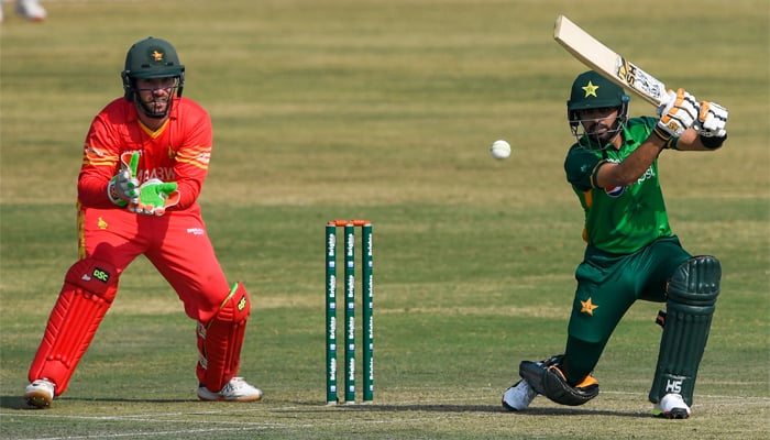 Live match: Pak vs Zim 2nd ODI