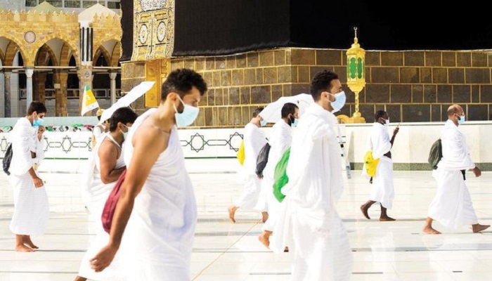 Saudi Arabia opens borders for Umrah, 10,000 pilgrims arrive in country