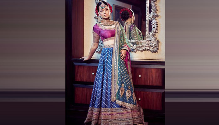 Kangana Ranaut looks regal in breath-taking attire at brother's wedding 