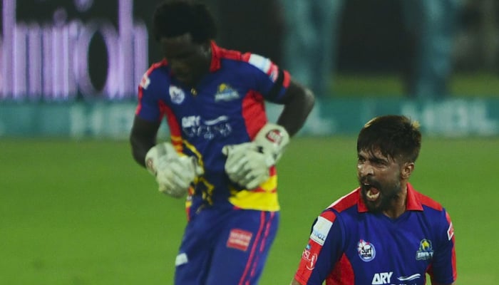 PSL 5: Karachi Kings beat Multan Sultans to reach finals