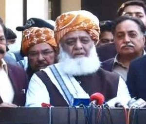 PDM adamant on holding Multan rally as PM Imran Khan slams Opposition