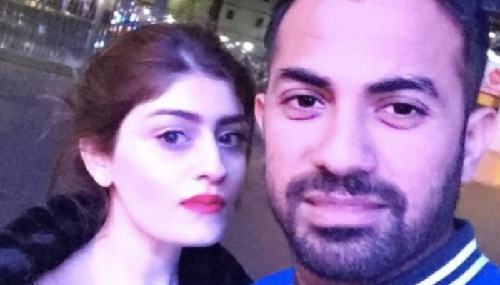 Wahab Riaz shares adorable selfie with wife on wedding anniversary