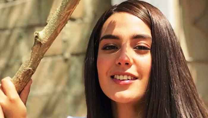 Iqra Aziz nominated Best TV Actress for Lux Style Awards