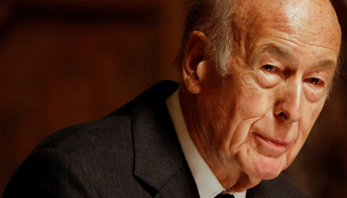 Former French president Valéry Giscard dies of coronavirus at 94