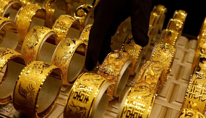 Gold being sold at Rs110,300 per tola on December 4