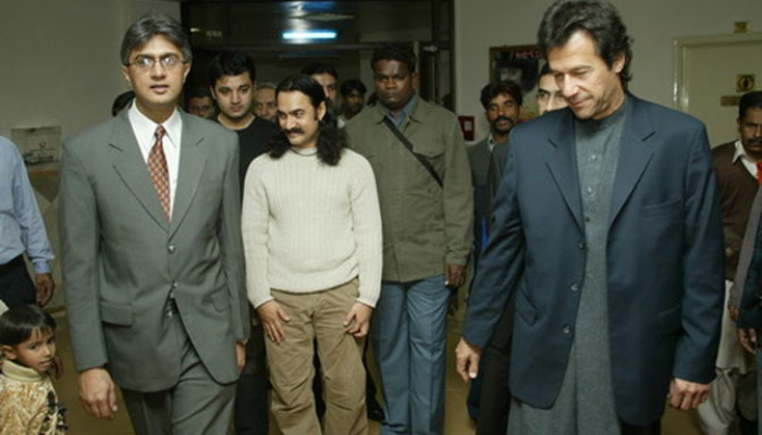 Throwback: Bollywood star Aamir Khan’s visit to Shaukat Khanum Hospital in Lahore