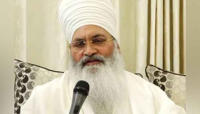 Sikh priest Baba Ram Singh 'sacrifices' himself to show solidarity with Indian farmers - Vimarsana News