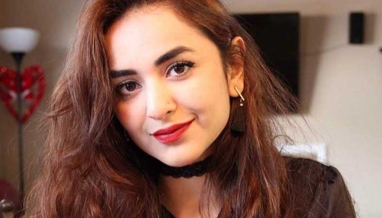 Yumna Zaidi stuns fans with her singing