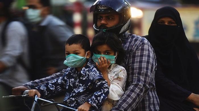 Pakistan reported over 1,000 coronavirus deaths in first half of December