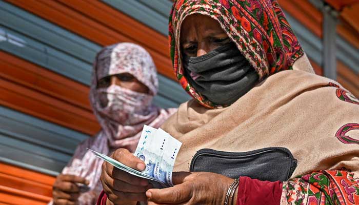SBP to launch policy for reducing gender gap in financial inclusion