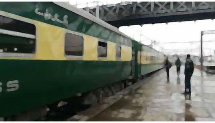 Karachi-Mirpurkhas Mehran Express resumes operation: railways spokesperson - Vimarsana News