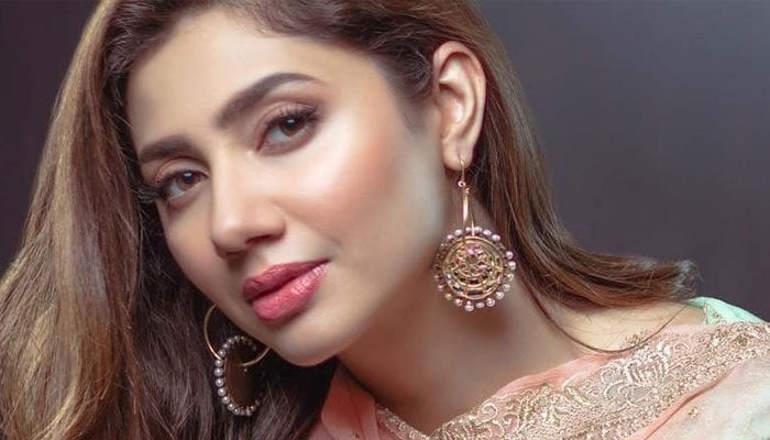 Take a look at Mahira Khan's life as she turns 36