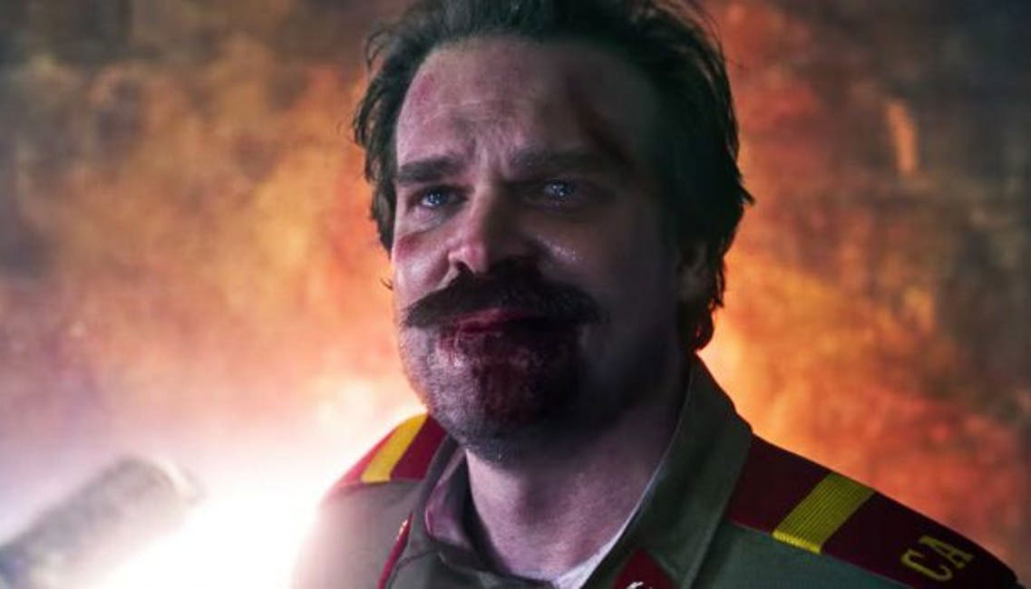 Watch David Harbour Breaks Down Stranger Things Fan Theories from Reddit, Fan Theories