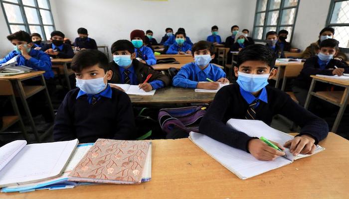 'Schools across Pakistan should be reopened on January 11'