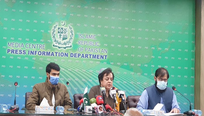 Indian govt committing war crimes by moving Kashmiri prisoners to Indian jails: Shireen Mazari