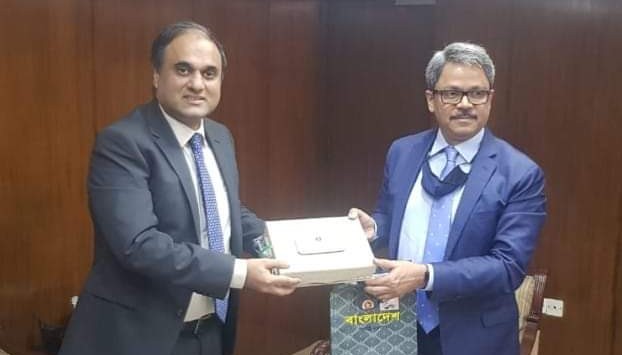 Pakistan's envoy meets Bangladesh's foreign minister in Dhaka to discuss matters of mutual interest
